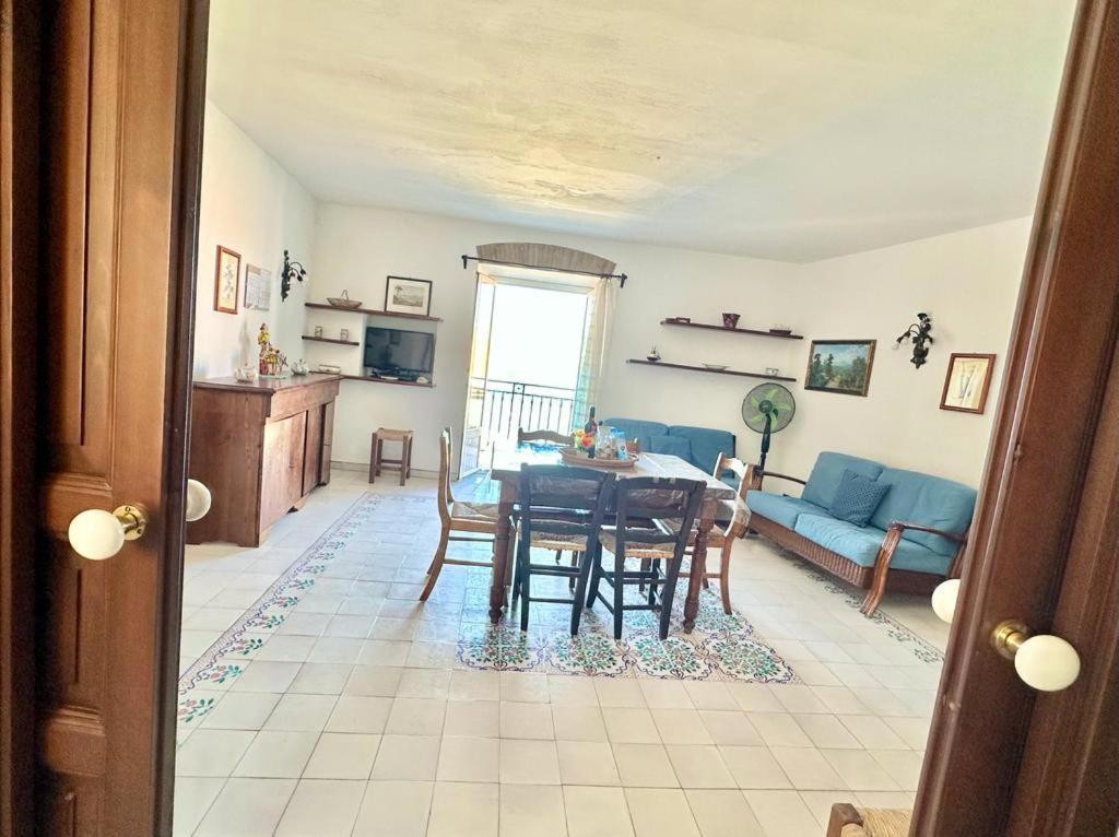 Molo Sea View Apartment Cefalu Exterior photo