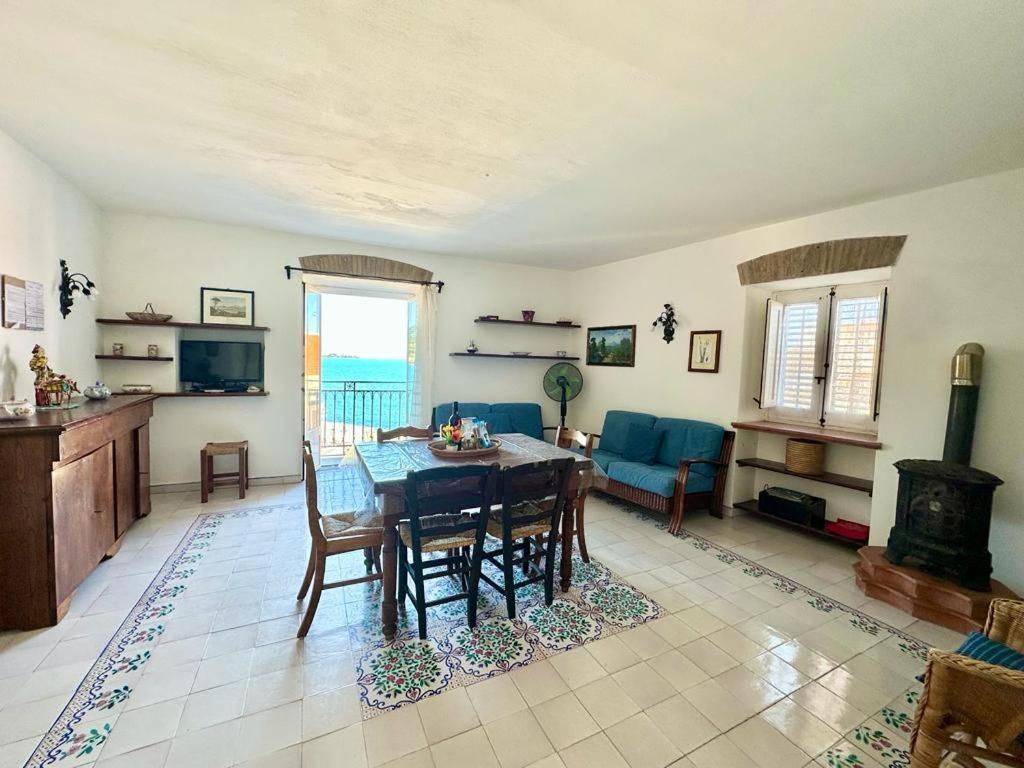 Molo Sea View Apartment Cefalu Exterior photo